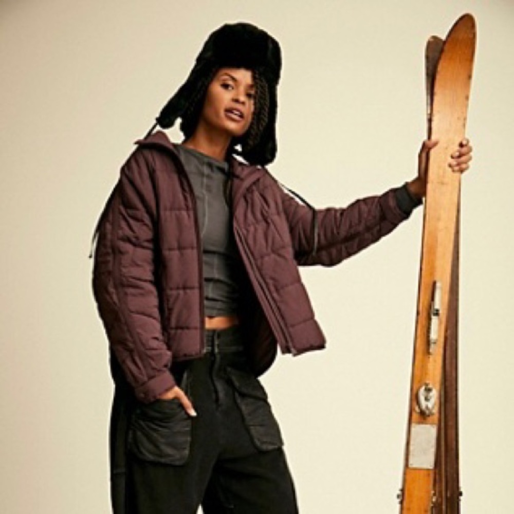 Pippa Puffer in Black Rasin